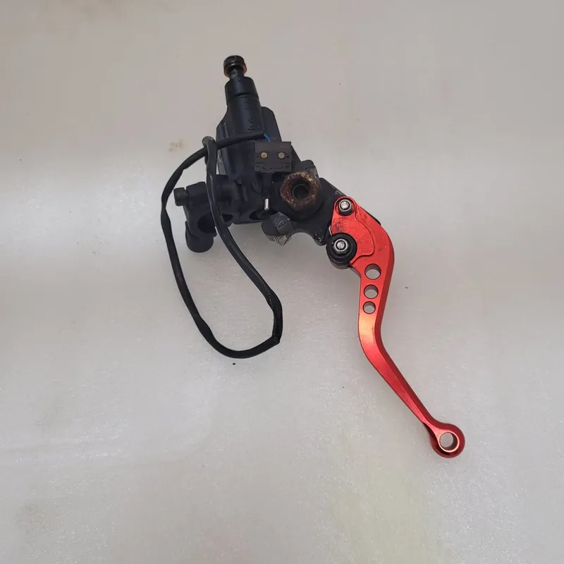 clutch master cylinder Seulement Aujourd’hui